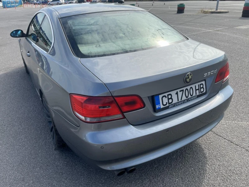 BMW 330 D, снимка 10 - Автомобили и джипове - 46863894