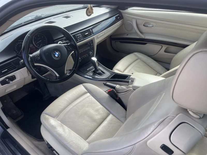 BMW 330 D, снимка 14 - Автомобили и джипове - 48420377