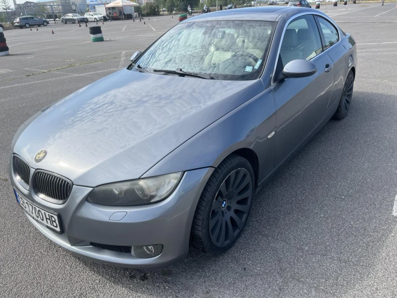 BMW 330 D, снимка 4 - Автомобили и джипове - 46863894