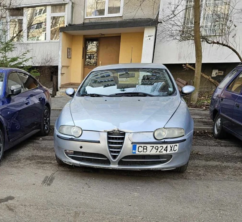 Alfa Romeo 147 1.9 JTD, снимка 2 - Автомобили и джипове - 47261514