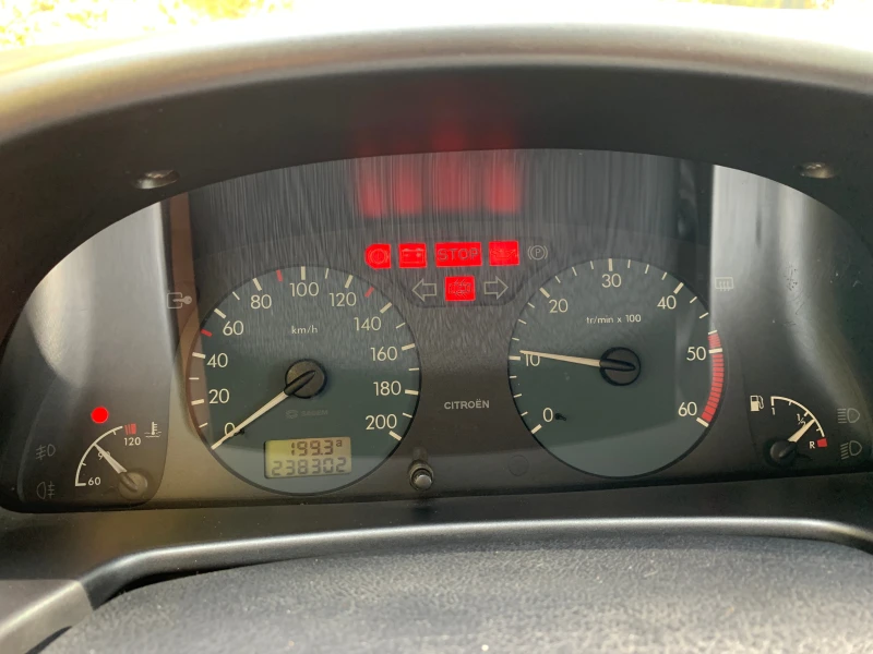 Citroen Xsara, снимка 17 - Автомобили и джипове - 47296141