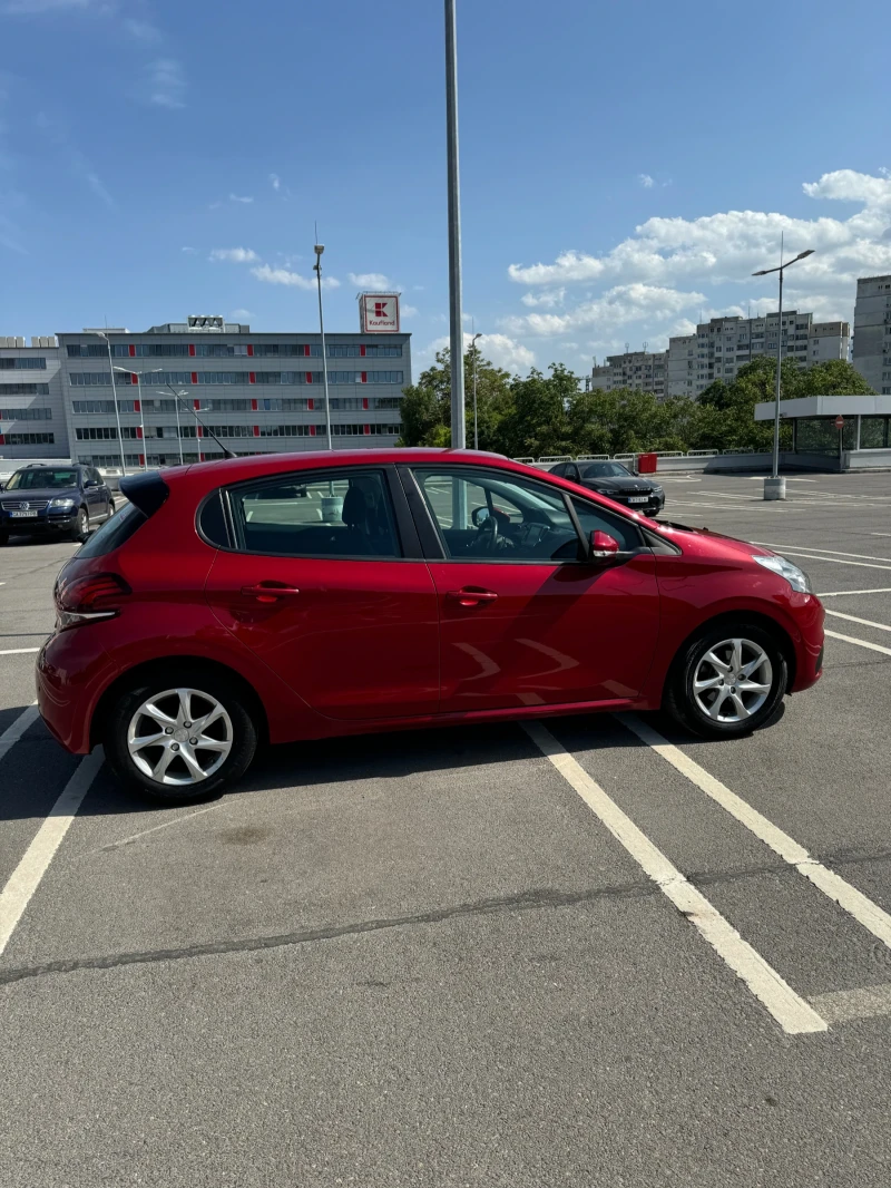 Peugeot 208 1.2 , снимка 4 - Автомобили и джипове - 47917484