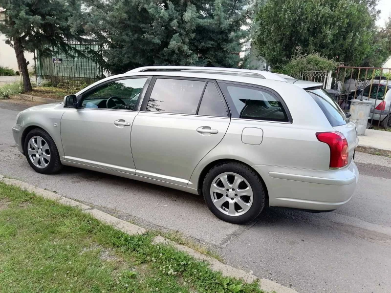 Toyota Avensis 2.4i* AVTOMAT* KLIMA* TOP* регистриран* , снимка 9 - Автомобили и джипове - 47947219