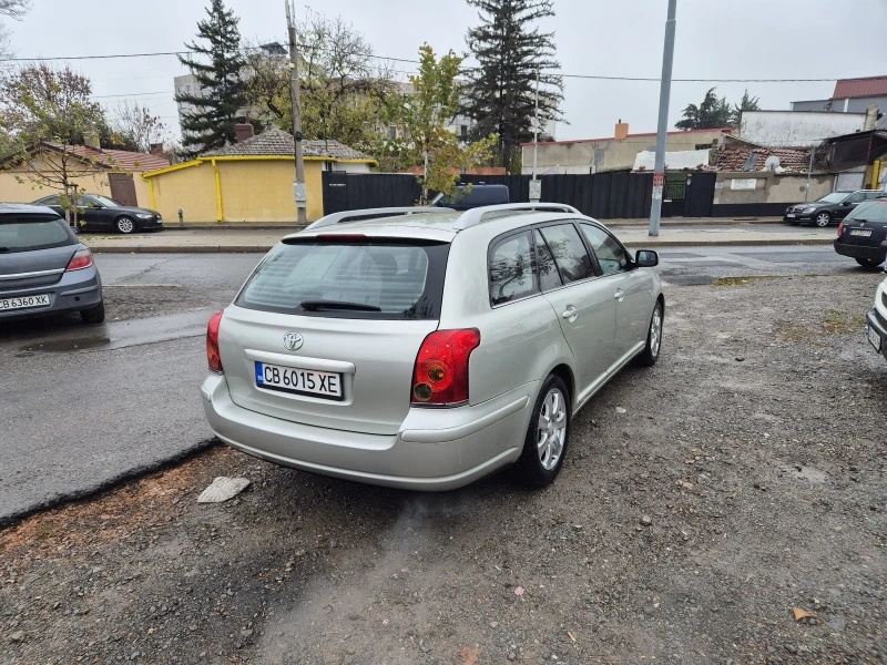 Toyota Avensis 2.4i* AVTOMAT* KLIMA* TOP* регистриран* , снимка 6 - Автомобили и джипове - 47947219