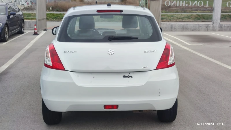 Suzuki Swift 1.2 I4* 4, снимка 4 - Автомобили и джипове - 47994690