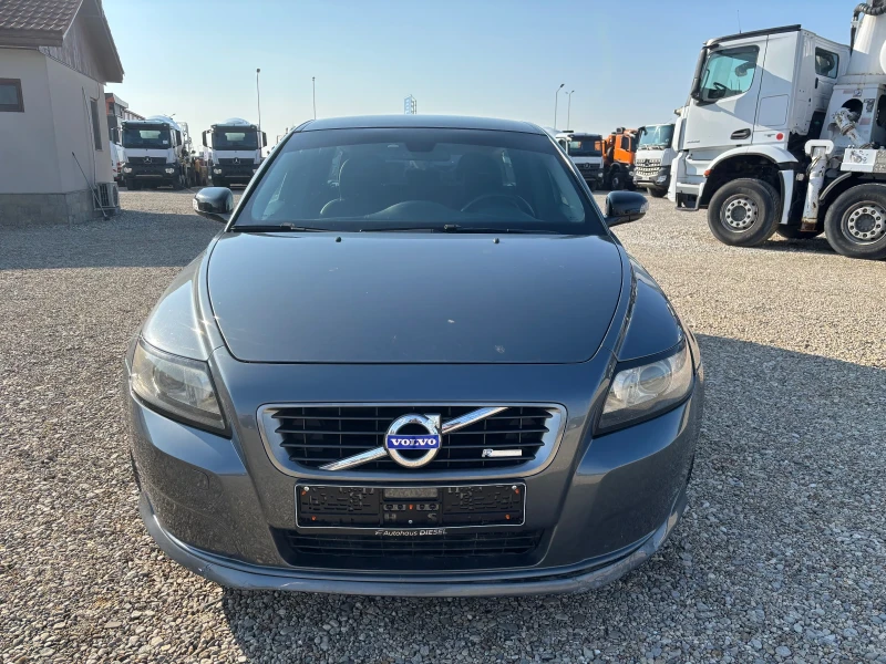 Volvo V50 R-Design 2.0 , снимка 2 - Автомобили и джипове - 49171166