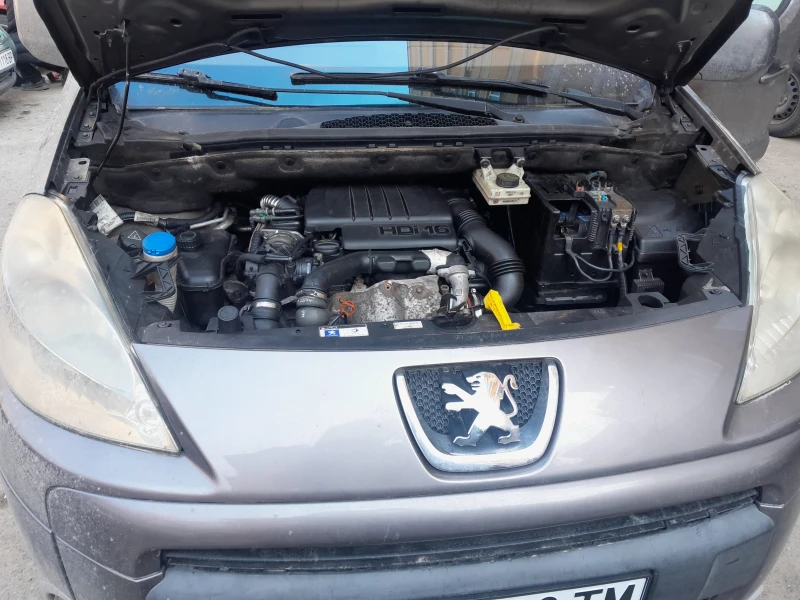 Peugeot Partner 1.6 TEPEE HDI N1, снимка 14 - Автомобили и джипове - 49436531