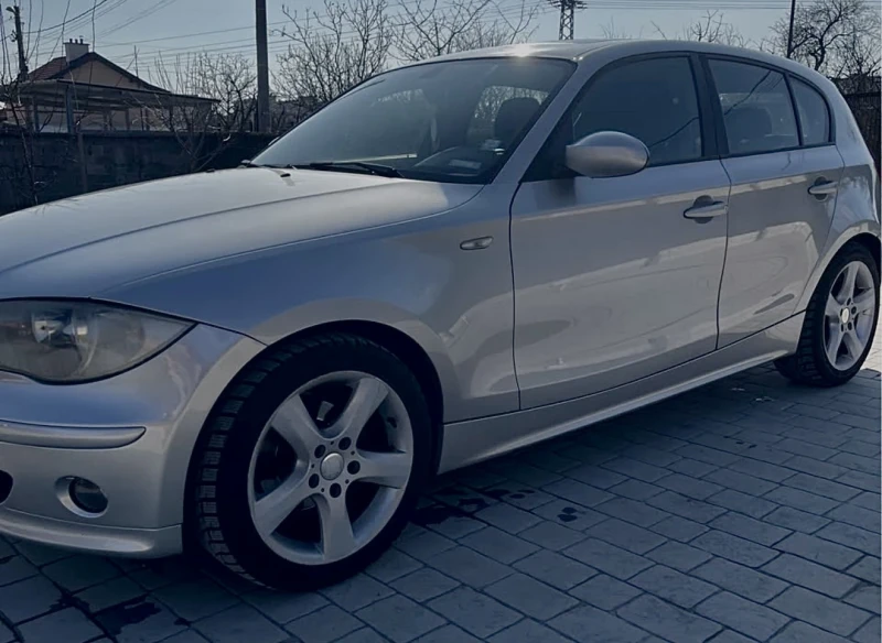 BMW 118 118D* PANO* ПОДГРЕВ* NAVI* PARKTRONIC* , снимка 3 - Автомобили и джипове - 52637362