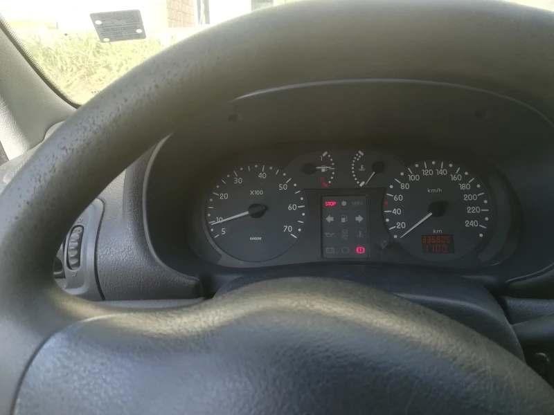 Renault Symbol, снимка 6 - Автомобили и джипове - 51256992