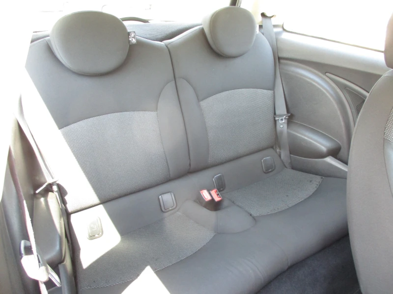 Mini Cooper 1.6/БЕНЗИН/122кс./АВТОМАТИК/КАТО НОВА, снимка 15 - Автомобили и джипове - 50917488