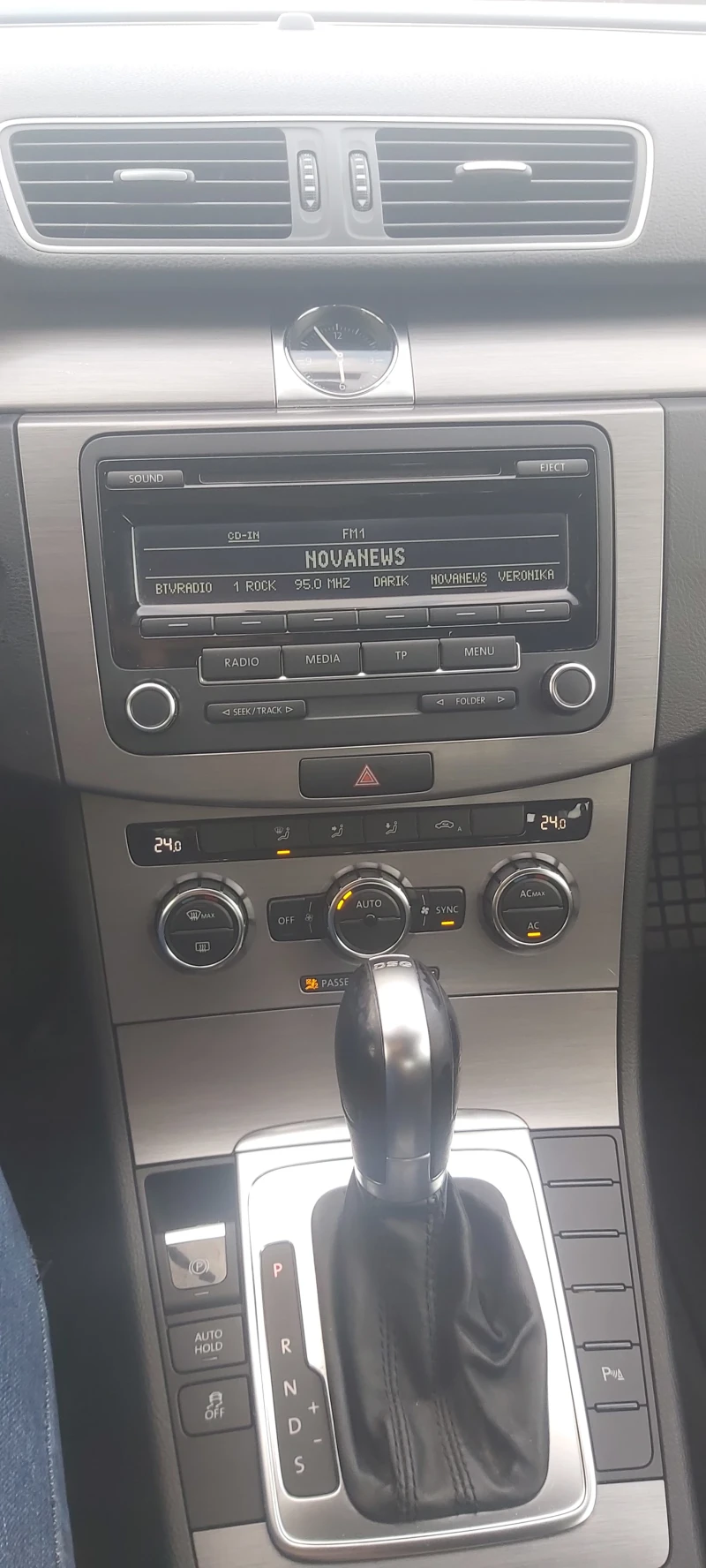 VW Passat 1.4 CNG METAN, снимка 10 - Автомобили и джипове - 52081876