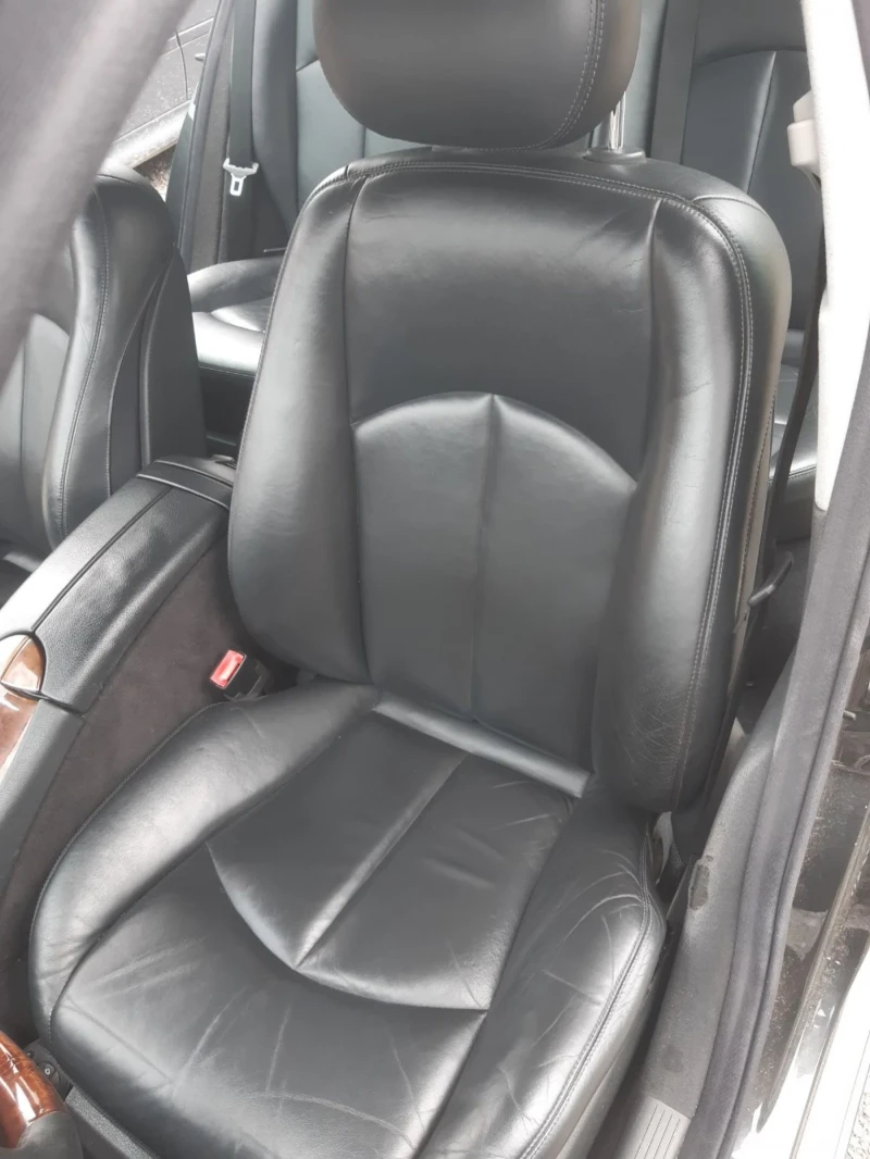 Mercedes-Benz E 220 CDI, снимка 15 - Автомобили и джипове - 51805634