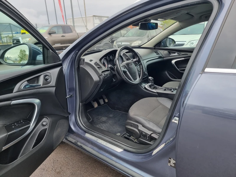 Opel Insignia 2.0ECOFLEX, снимка 10 - Автомобили и джипове - 51934923