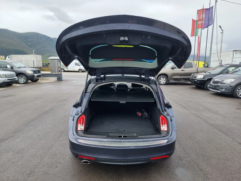 Opel Insignia 2.0ECOFLEX, снимка 13 - Автомобили и джипове - 51934923