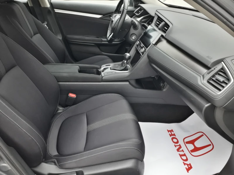 Honda Civic 1.6 i-DTEC Elegane MT, снимка 13 - Автомобили и джипове - 52375812