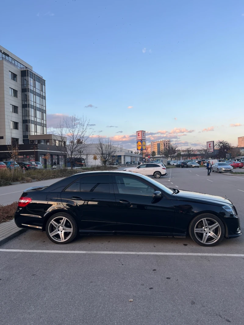 Mercedes-Benz E 500 Mercedes-Benz E500 500 AMG V8 388кс * , снимка 4 - Автомобили и джипове - 52505797