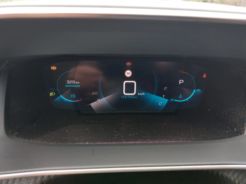 Peugeot 2008 1.5 BLUE HDI 131 kc. EAT8, снимка 8 - Автомобили и джипове - 52578166