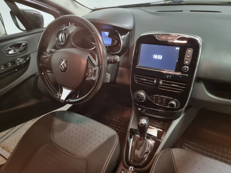 Renault Clio, снимка 9 - Автомобили и джипове - 52709286