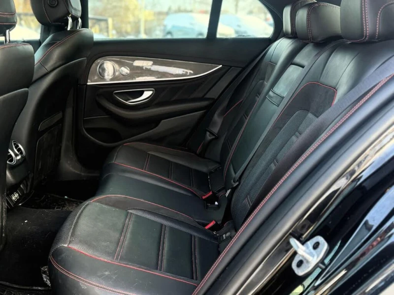 Mercedes-Benz E 53 AMG FULL MAX* AMG 4MATIC+ , снимка 15 - Автомобили и джипове - 53247415