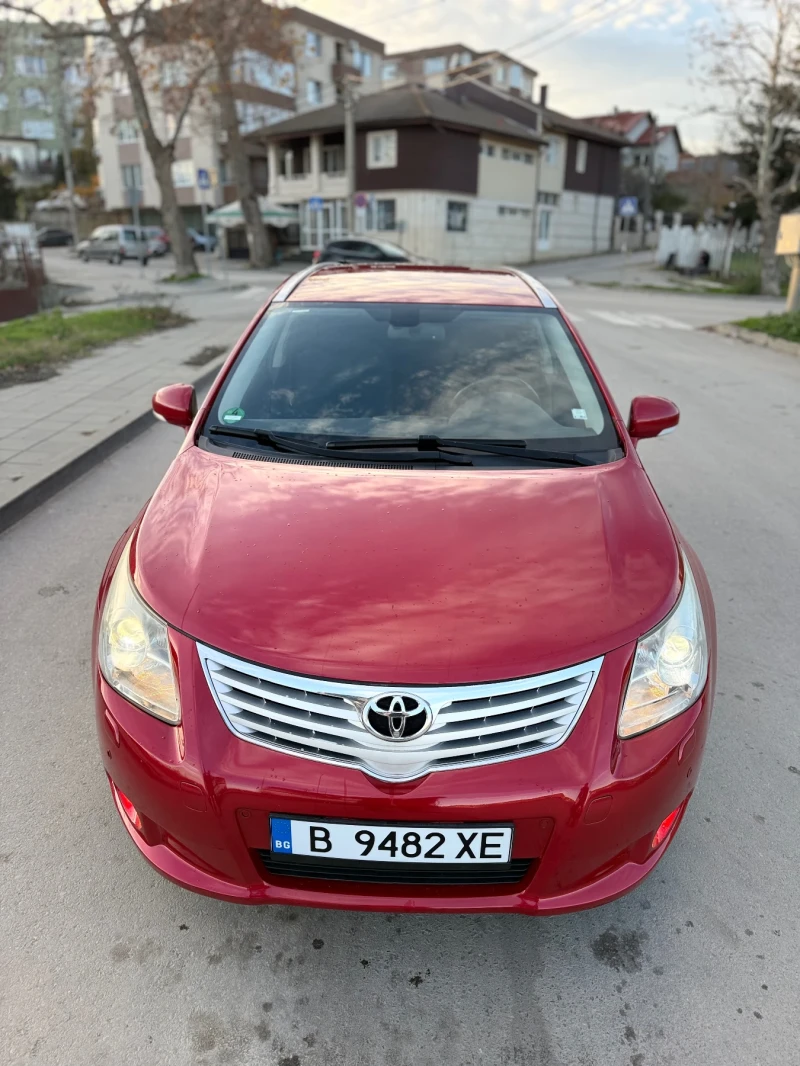Toyota Avensis 2.0 Автоматик Навигация Климатроник 166000км, снимка 9 - Автомобили и джипове - 53526685
