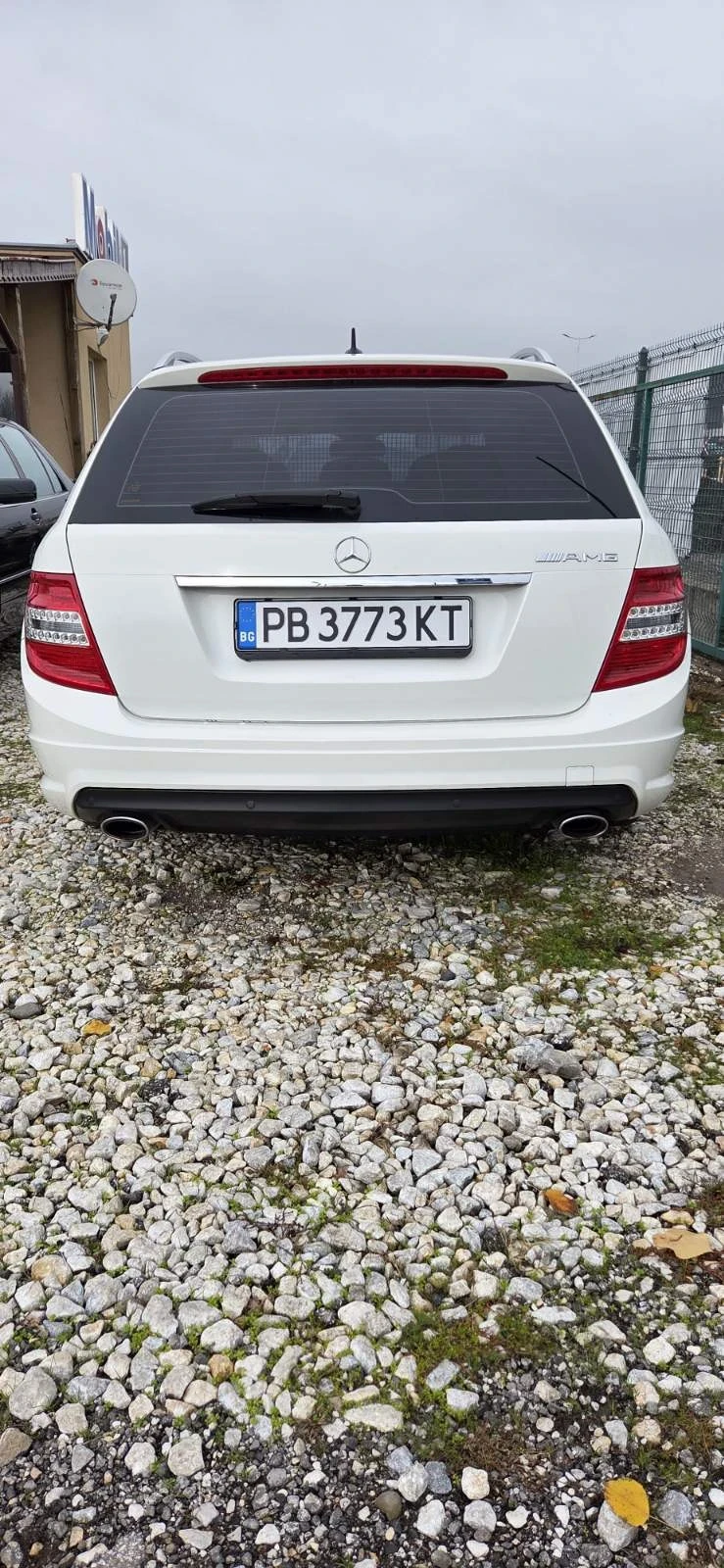 Mercedes-Benz C 320, снимка 3 - Автомобили и джипове - 52850139