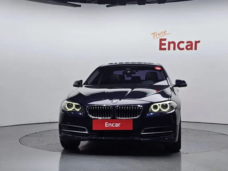 BMW 520 xDrive, снимка 3 - Автомобили и джипове - 53705788