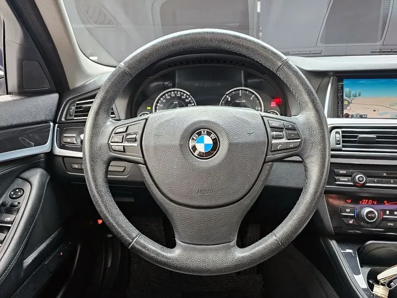 BMW 520 xDrive, снимка 14 - Автомобили и джипове - 53705788