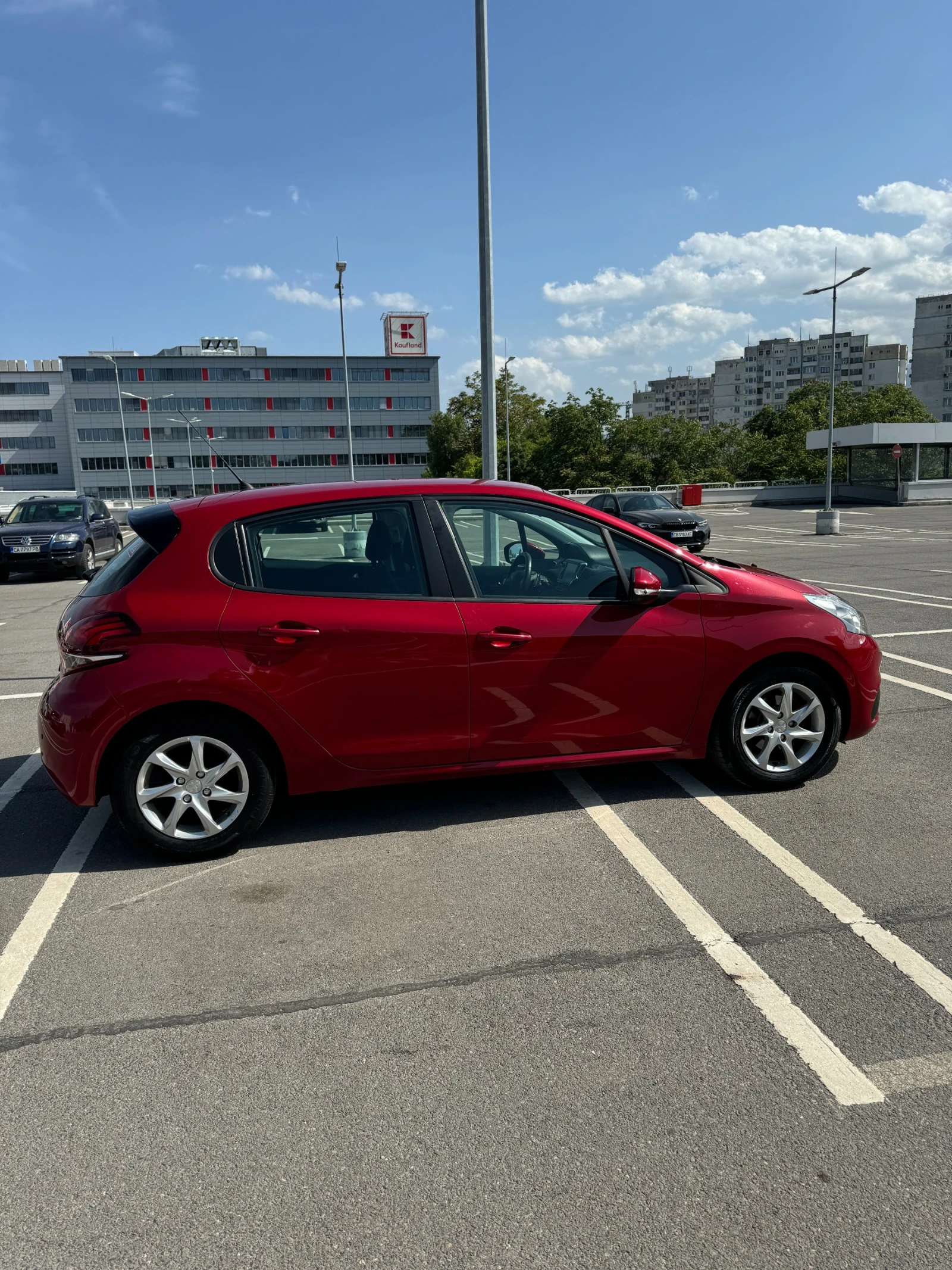 Peugeot 208 1.2  - изображение 4