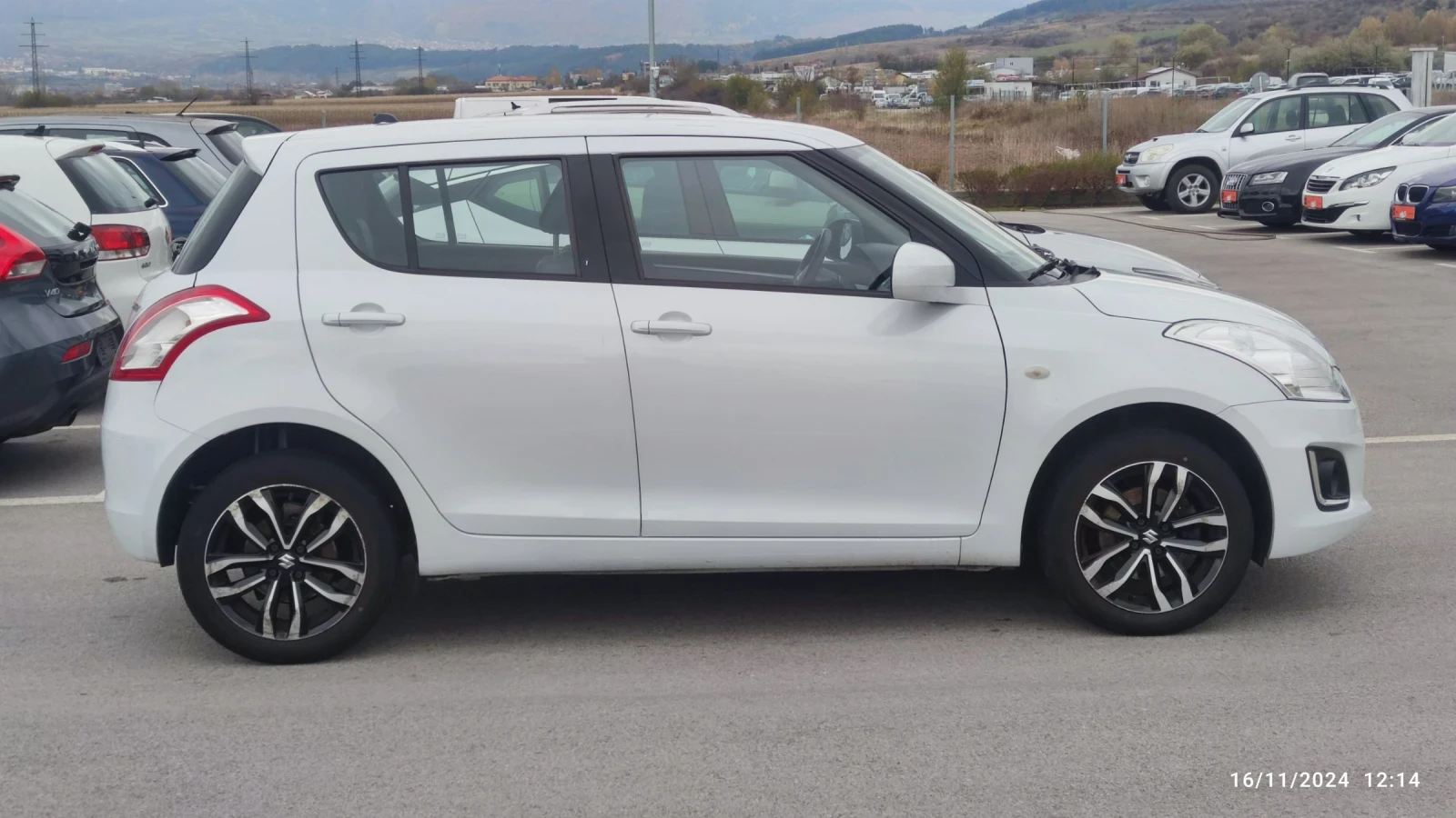 Suzuki Swift 1.2 I4* 4 - изображение 8