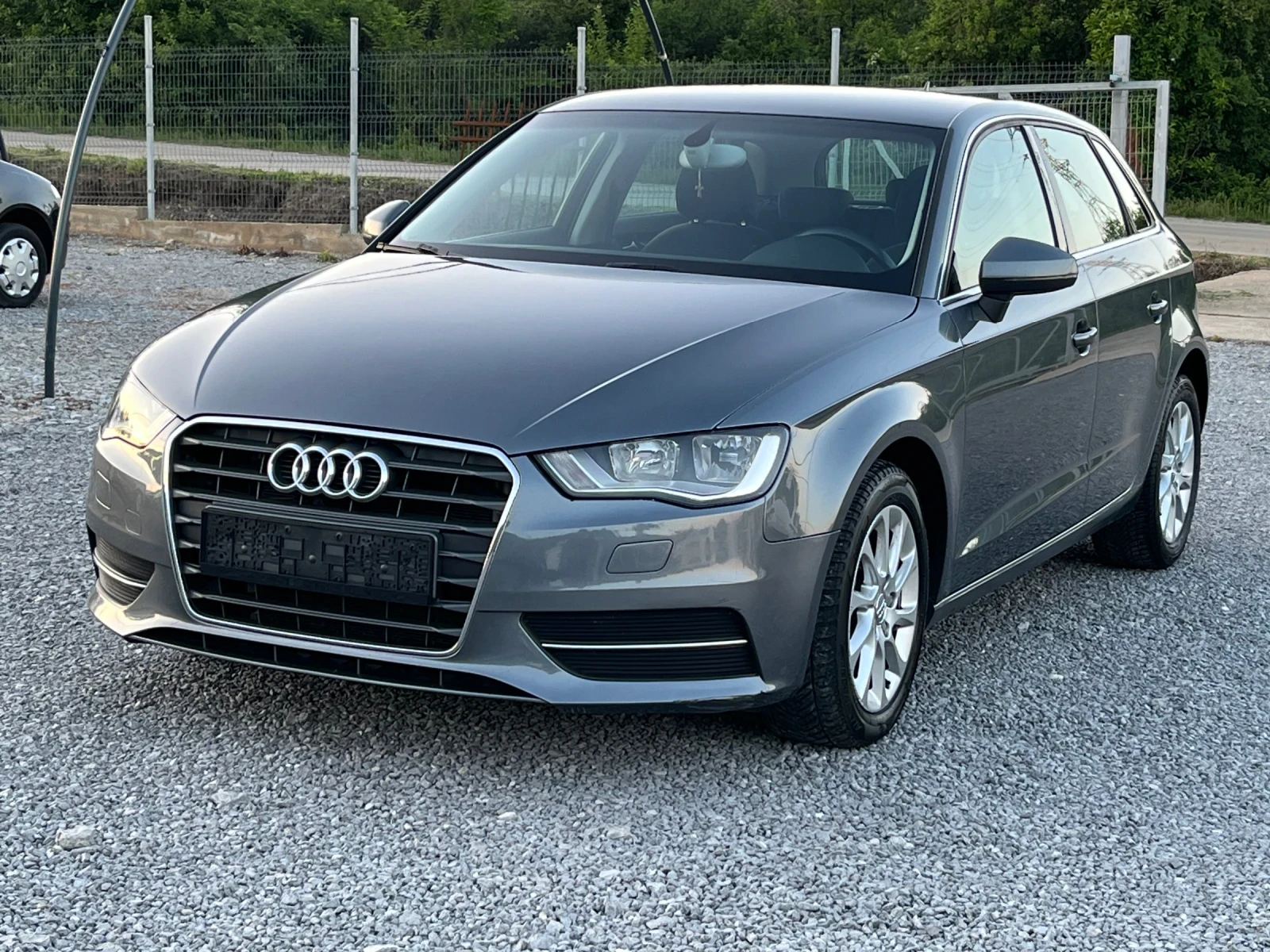 Audi A3 1.6 TDI 105k - изображение 2