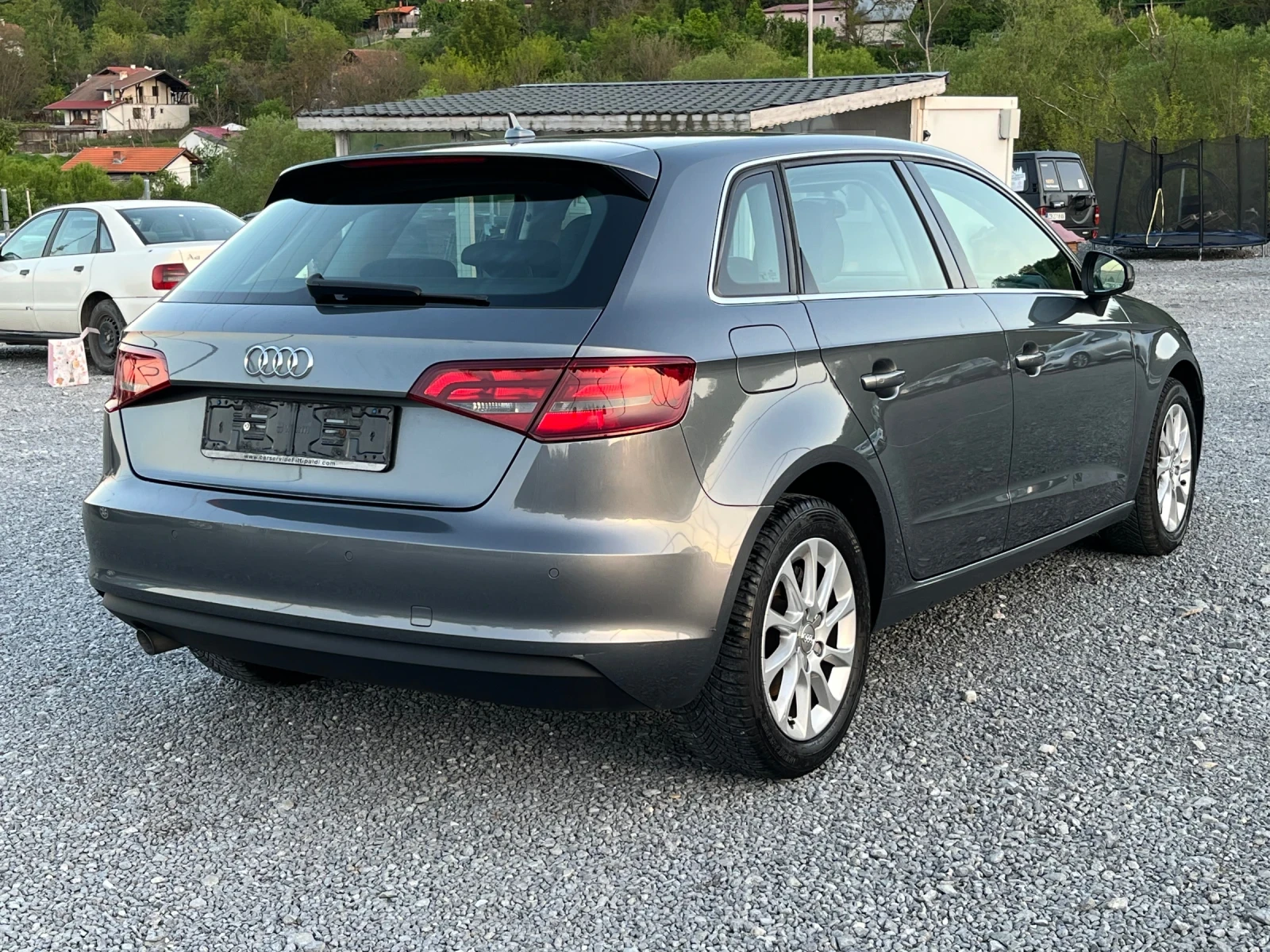Audi A3 1.6 TDI 105k - изображение 6