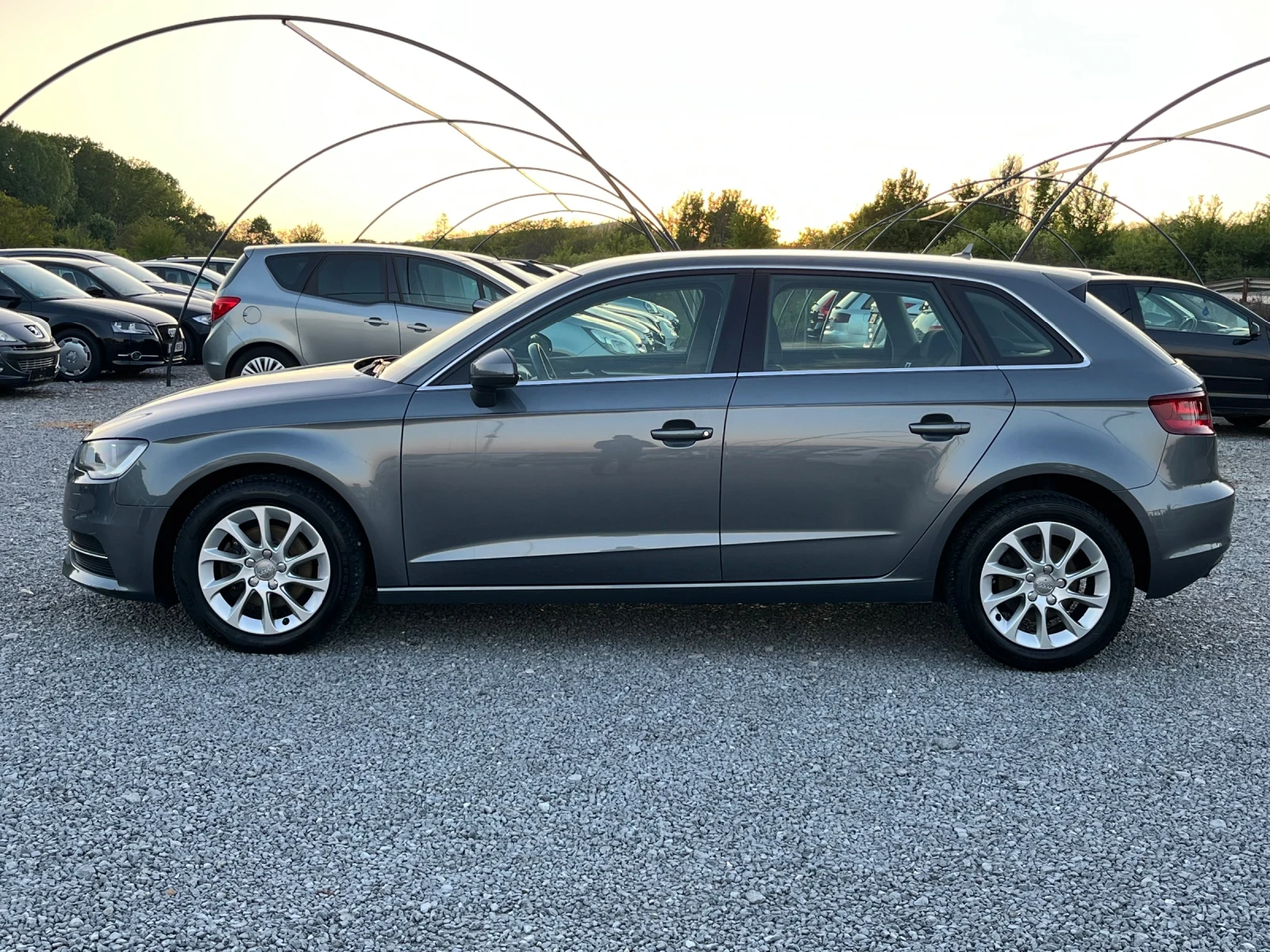 Audi A3 1.6 TDI 105k - изображение 3
