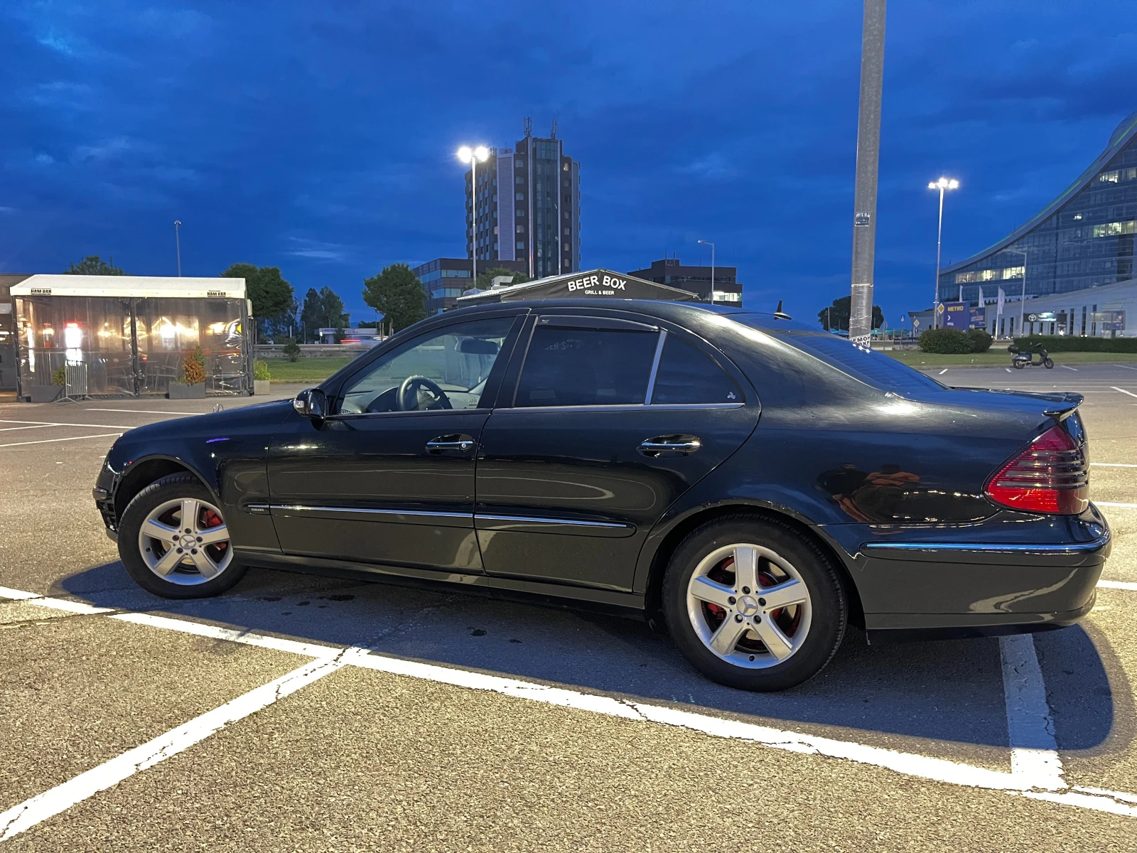 Mercedes-Benz E 270  - изображение 4