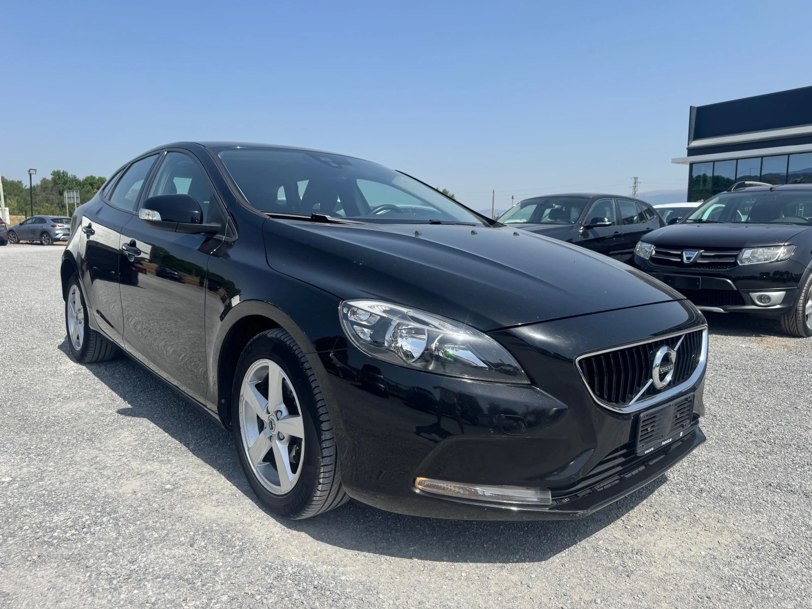 Volvo V40 2.0 D EURO 6B  - изображение 3