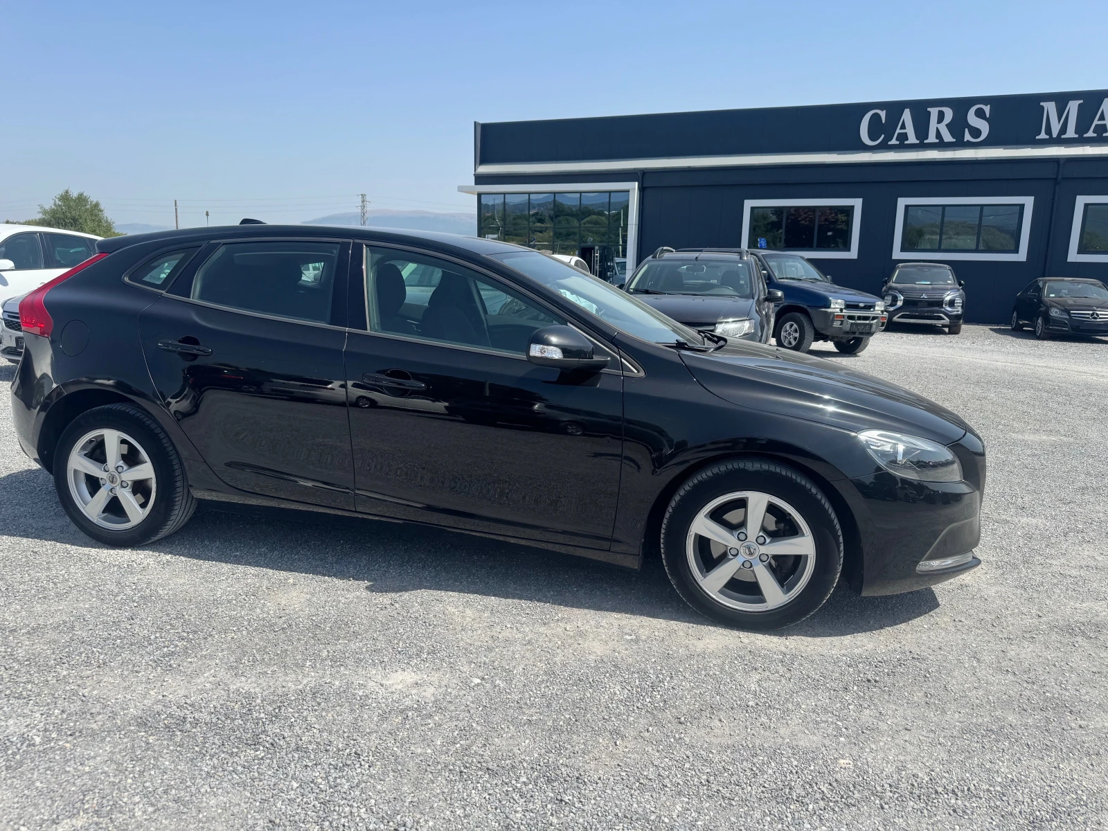 Volvo V40 2.0 D EURO 6B  - изображение 4