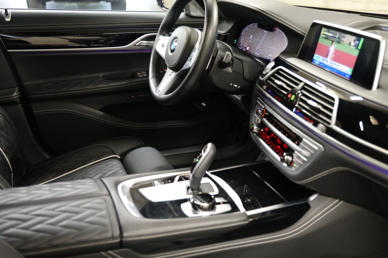 BMW 750 i Long xDrive M-Paket 3xTV Exclusive-Individual | Mobile.bg   12