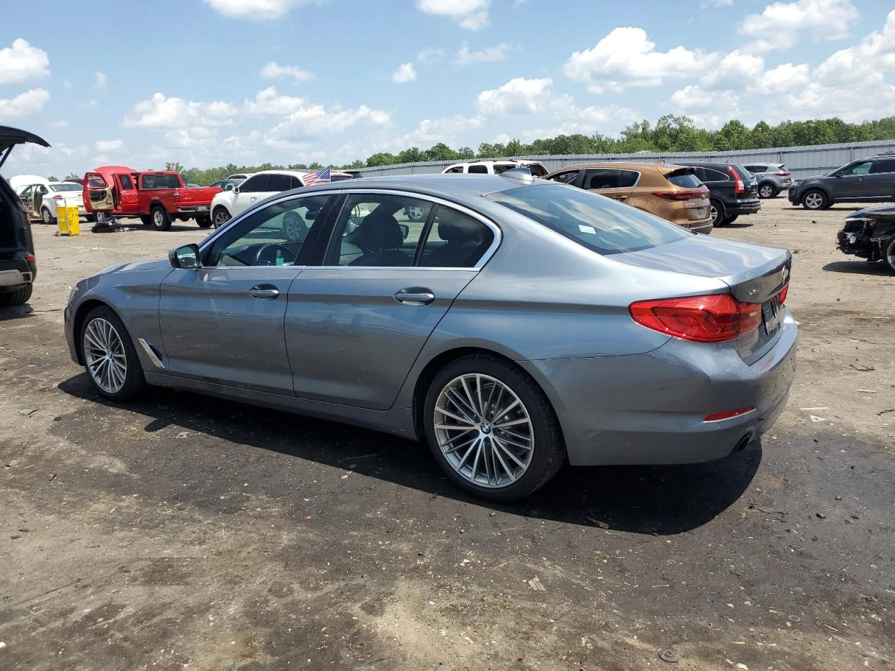 BMW 530 XI * КЛИП НА ДВИГАТЕЛ* * ЛИЗИНГ*  - изображение 3