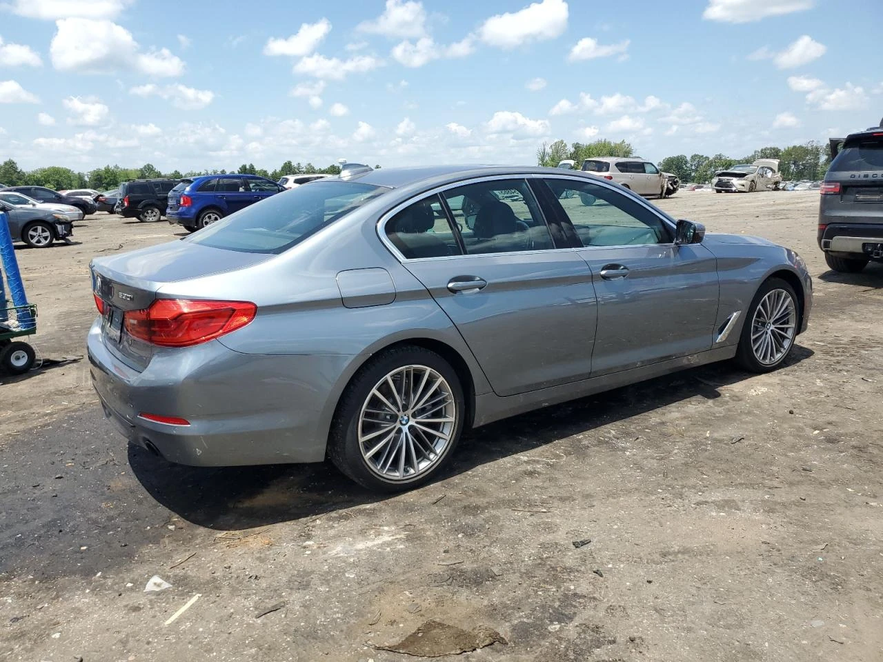 BMW 530 XI * КЛИП НА ДВИГАТЕЛ* * ЛИЗИНГ*  - изображение 4