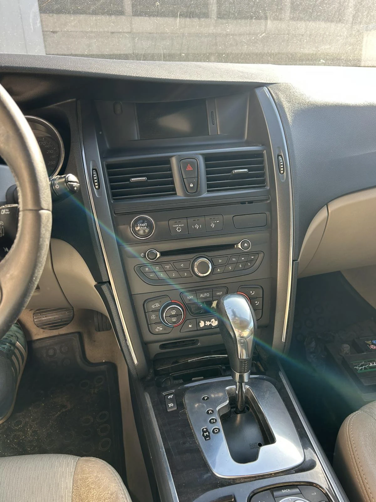 Renault Latitude  - изображение 5
