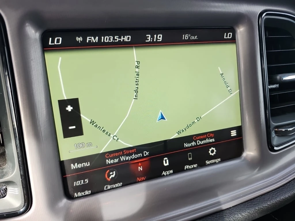 Dodge Challenger * R/T * CARFAX *  - изображение 10