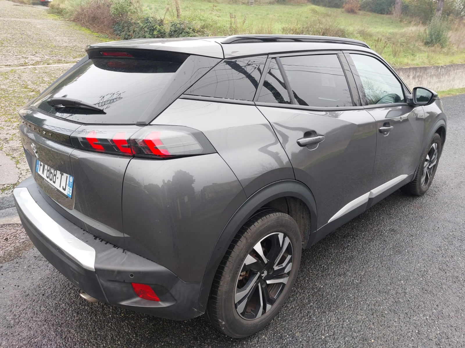 Peugeot 2008 1.5 BLUE HDI 131 kc. EAT8 - изображение 3