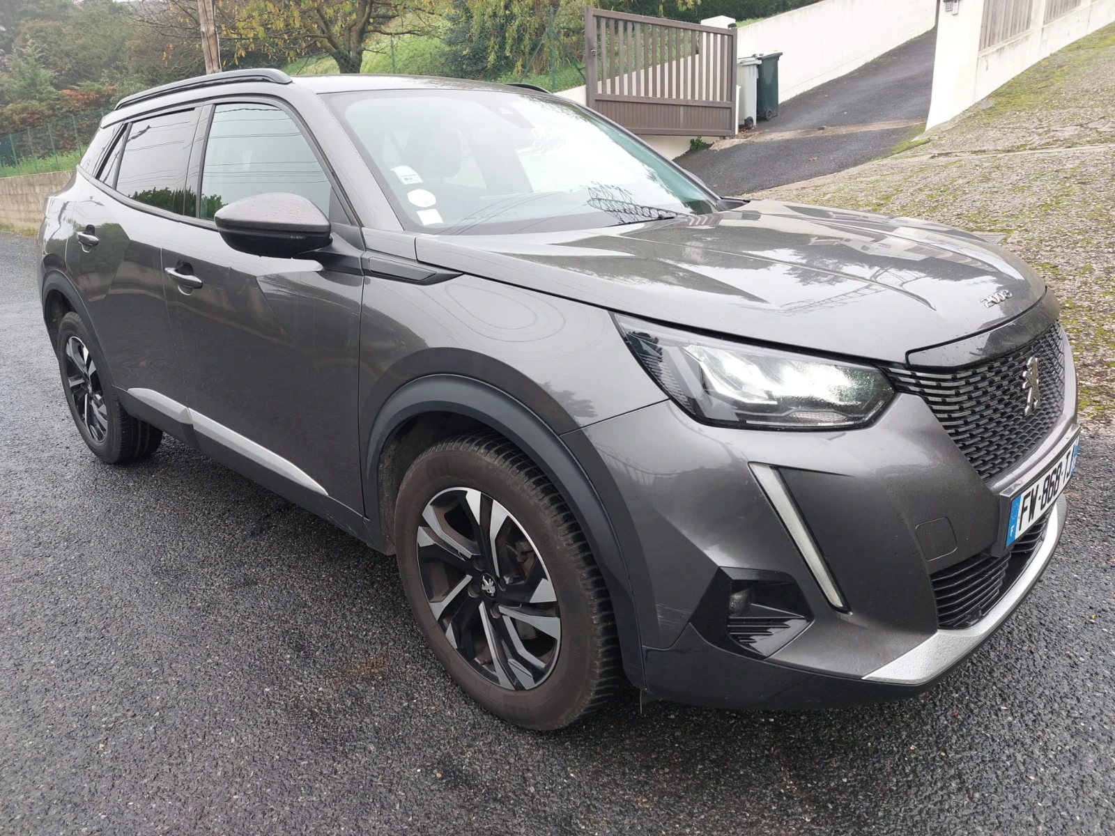 Peugeot 2008 1.5 BLUE HDI 131 kc. EAT8 - изображение 2