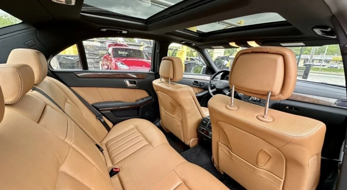 Mercedes-Benz E 500 550 4Matic Обдухване Панорама Сервизна история , снимка 8 - Автомобили и джипове - 54066130