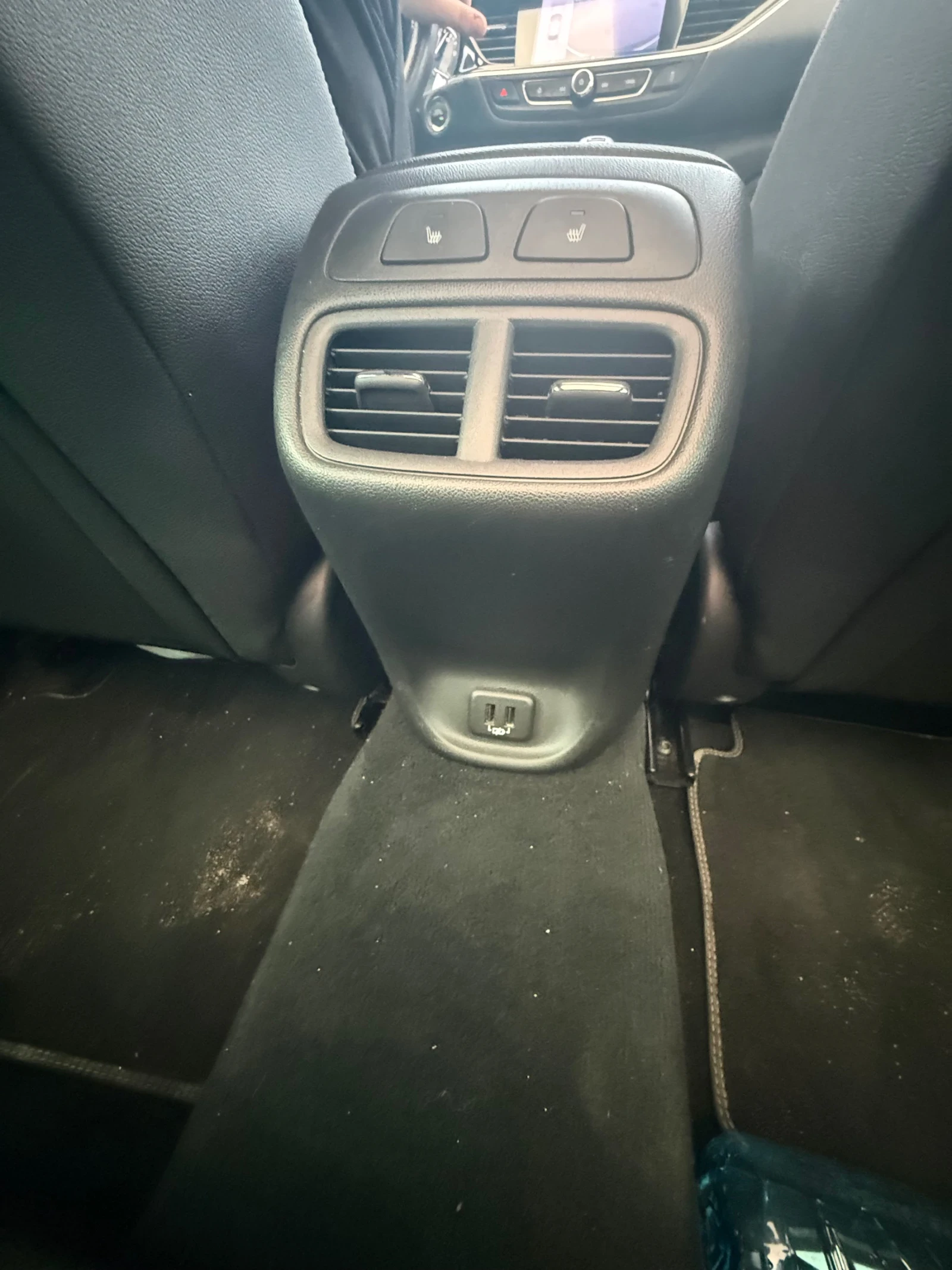 Opel Insignia, снимка 7 - Автомобили и джипове - 54094652