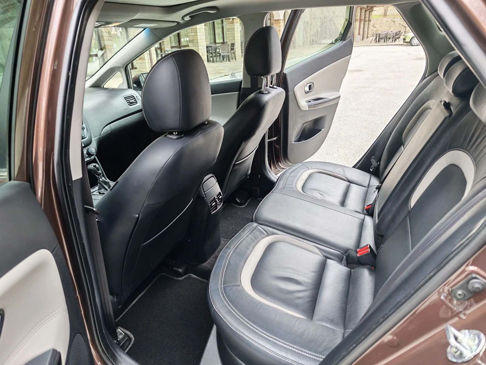 Kia Ceed 1.6 ����� 128 ���� Premium  | Mobile.bg � ����������� 11