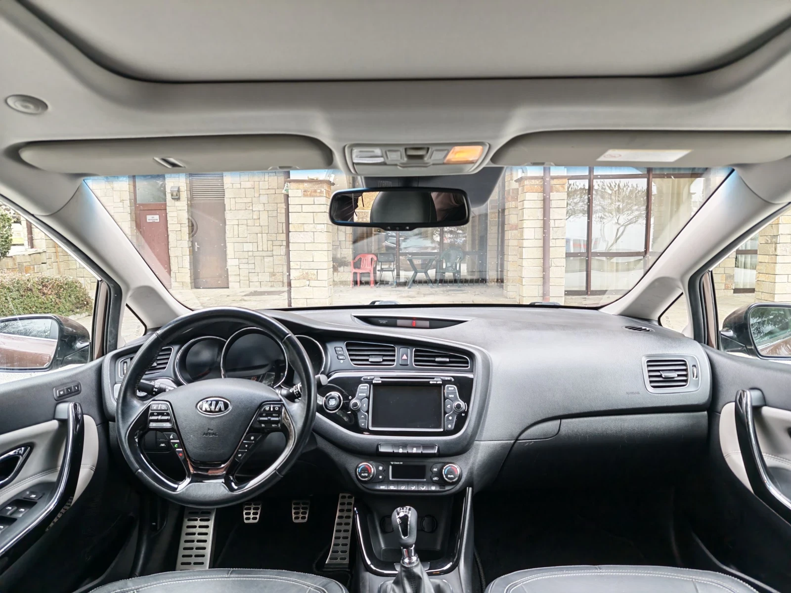 Kia Ceed 1.6 ����� 128 ���� Premium  | Mobile.bg � ����������� 9