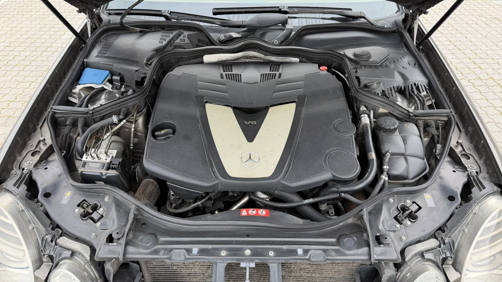 Mercedes-Benz E 280 EVO, 3.0 CDI V6, Avangarde, снимка 12 - Автомобили и джипове - 54208822