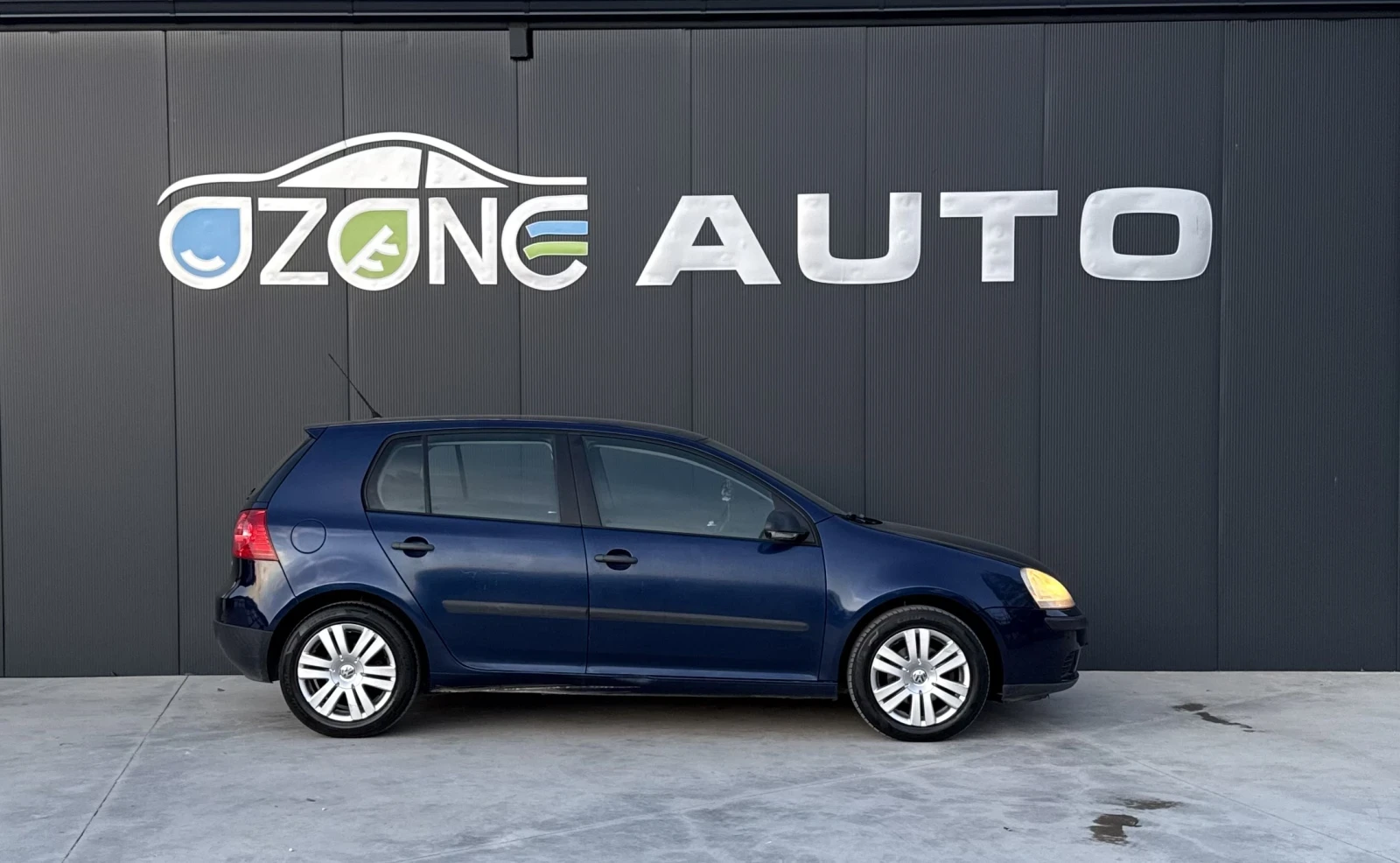 VW Golf 1.9 TDI, снимка 4 - Автомобили и джипове - 54210376