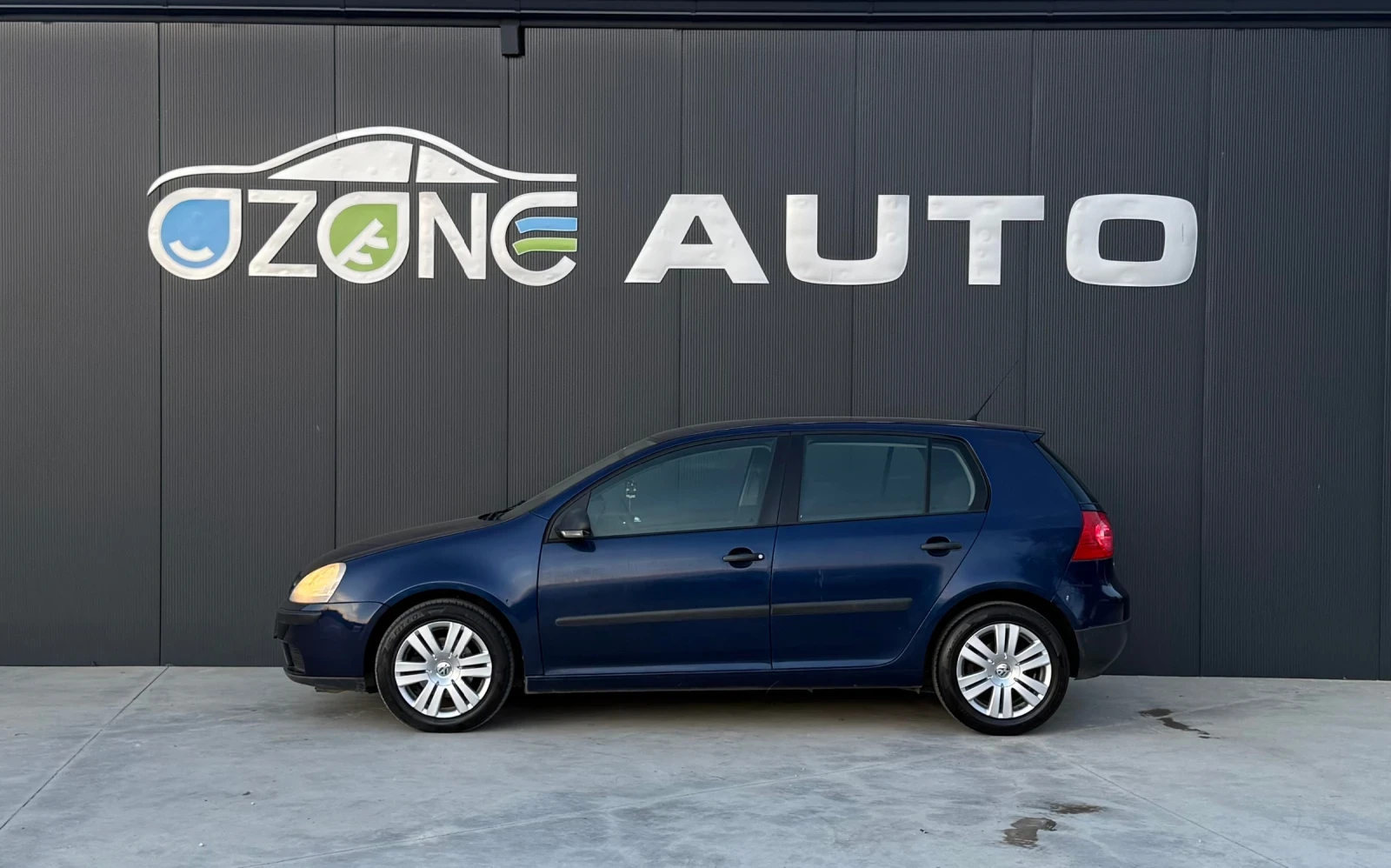 VW Golf 1.9 TDI, снимка 3 - Автомобили и джипове - 54210376