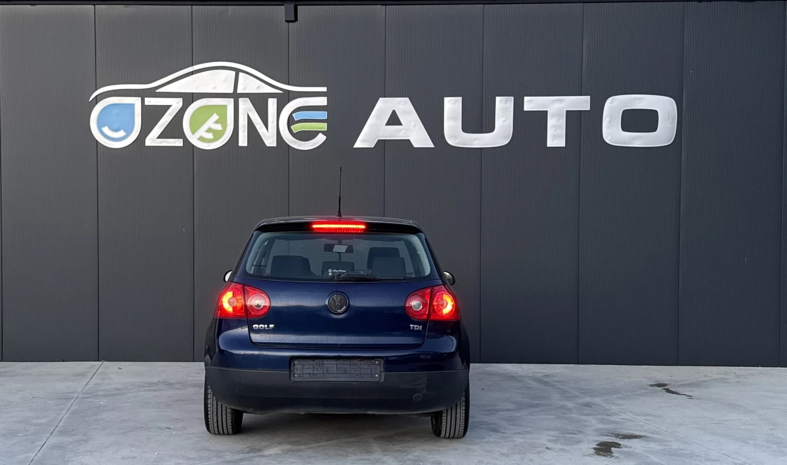 VW Golf 1.9 TDI, снимка 5 - Автомобили и джипове - 54210376